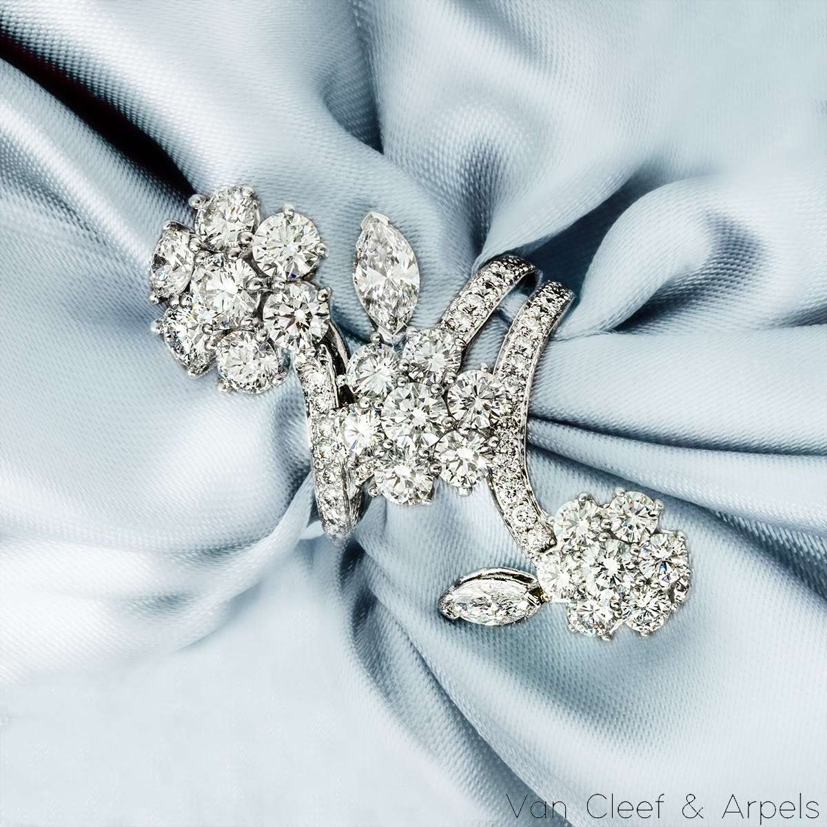 Van Cleef & Arpels White Gold Folie Des Pres Diamond Ring Size 53 4.00ct TDW Van Cleef & Arpels White Gold Folie Des Pres Diamond Ring Size 53 4.00ct TDW